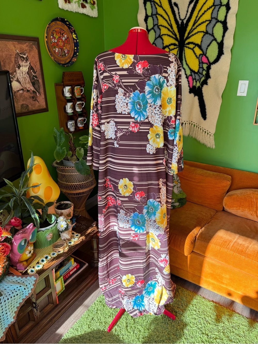 Vintage 70e Floral Stripe Maxi Dress — Multicolor Flowers on Brown